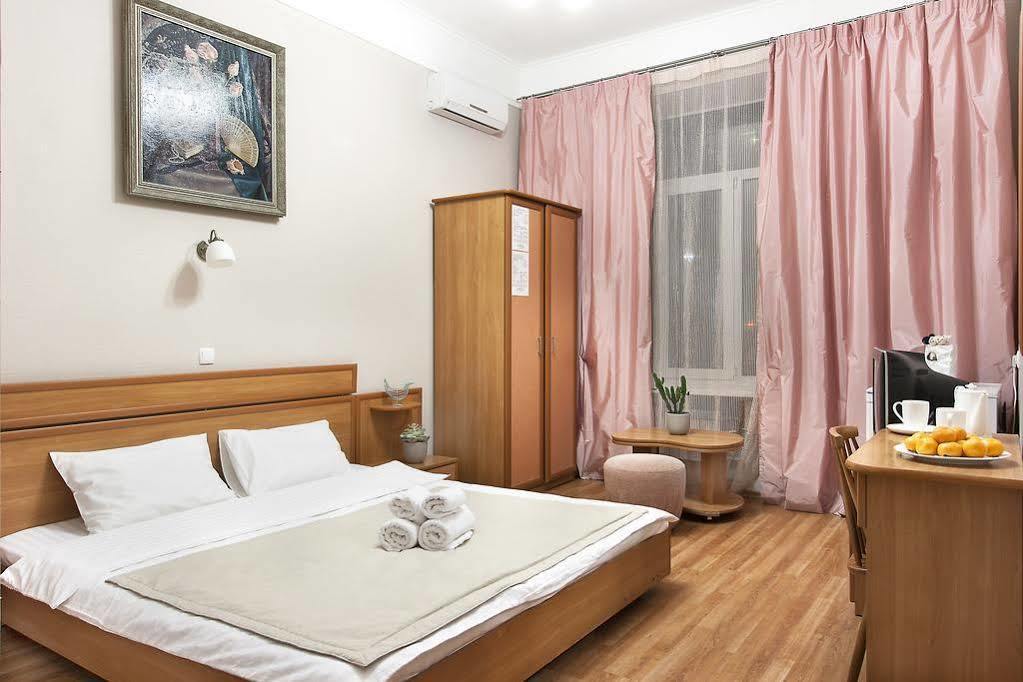 Kropivnizkogo Mini-hotel 3* Kiev